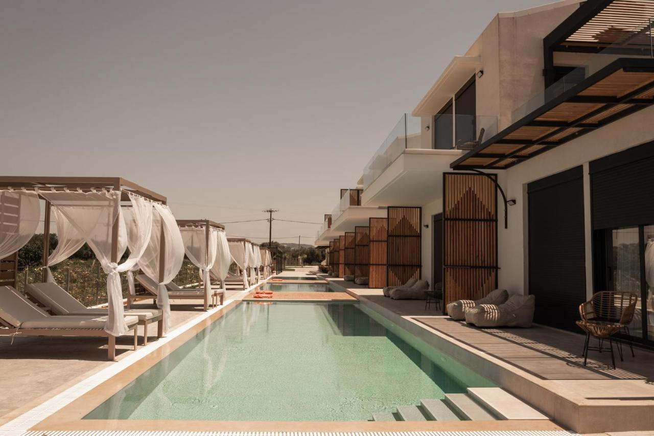 Salt Boutique Hotel Palouki Ngoại thất bức ảnh