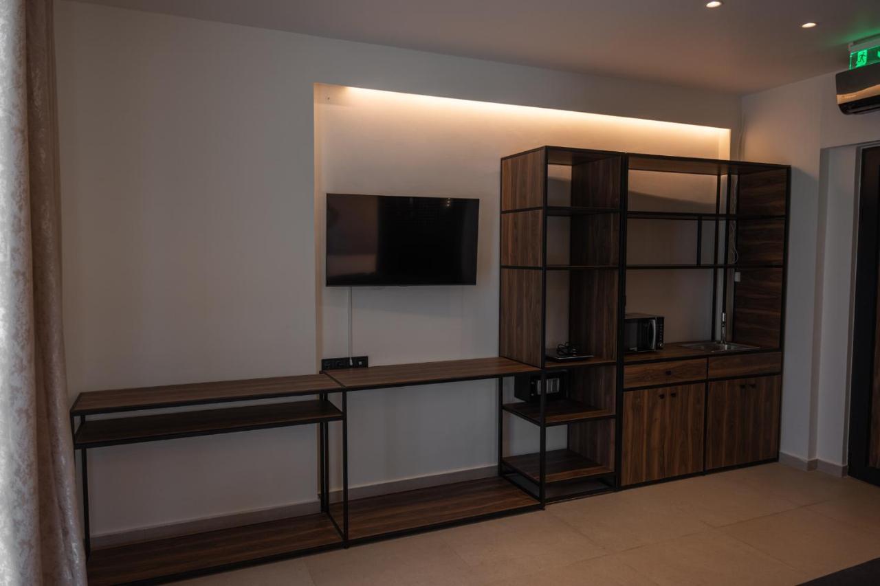 Salt Boutique Hotel Palouki Ngoại thất bức ảnh