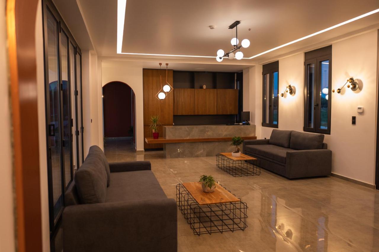 Salt Boutique Hotel Palouki Ngoại thất bức ảnh